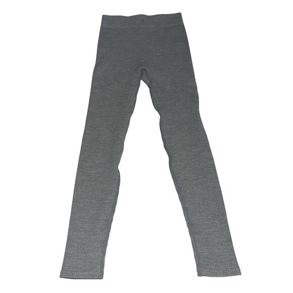 Fabletics Sz XS Gray Cable Knit 7/8 Legging - Picture 10 of 10